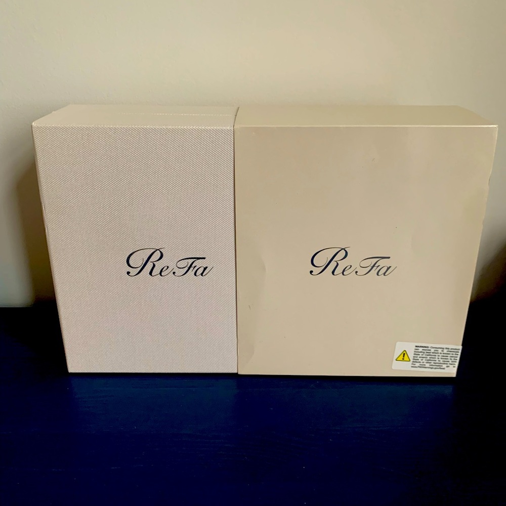 ReFa CARAT face body massager